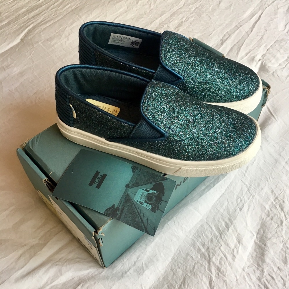 Toms Girls Iridescent Glimmer Luca Slip-On - Picture 2 of 7